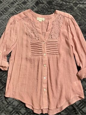 Indigo Rose Mauve Blouse Rolled 3/4 Sleeves Women’s Medium